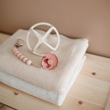 Frigg Daisy Kauçuk Emzik 6-18 Ay Baby Pink