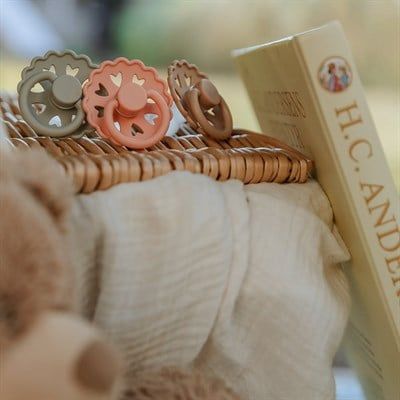 FRIGG Fairytale Kauçuk Emzik - Pretty in Peach  (6-18 Ay)